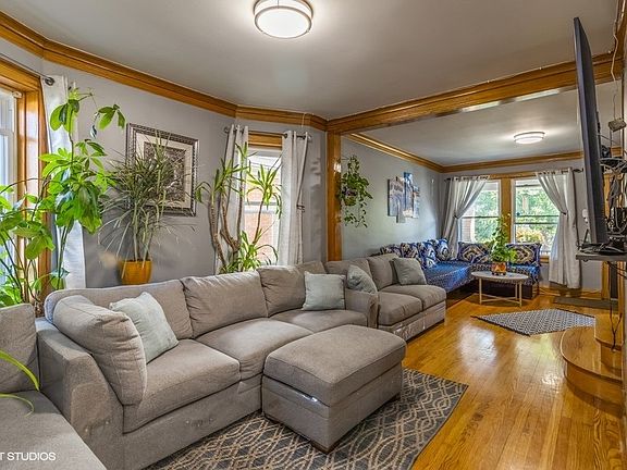5th image of 3222 N Neenah Ave