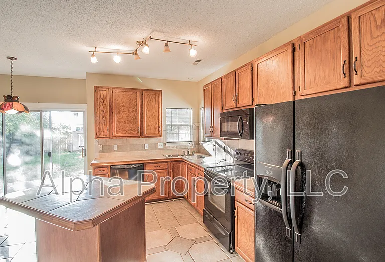 18 Crossvine Way — Photo 10