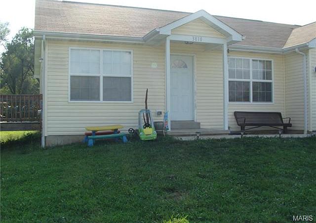 2nd image of 03810 Somers St