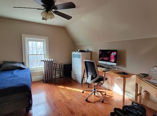 800 E 4th St #3, Brooklyn, NY 11218