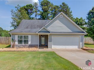 184 Huntington Ln, Commerce, GA 30529