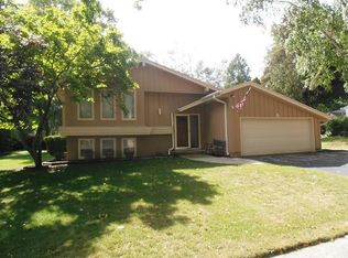 N40W5365 Spring St, Cedarburg, WI 53012