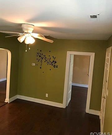 2nd image of 3007 Lynhaven Ave