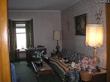 4th image of 722 Vienna Ave