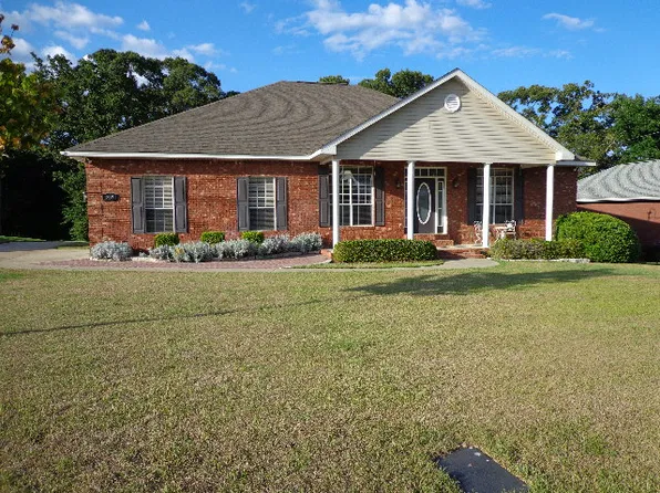 207 Aaron Dr, Enterprise, AL 36330