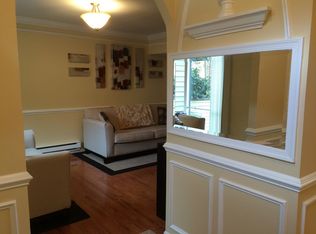 2359 Emerald Heights Ct, Reston, VA 20191