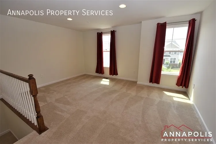 7946 Monrovia Dr — Photo 12