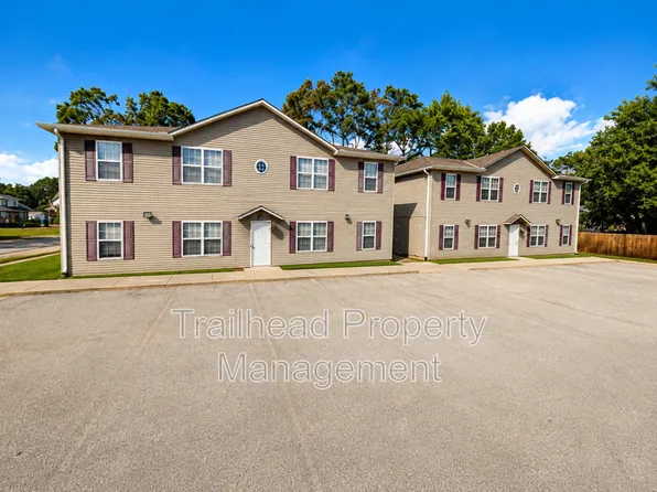 215 S Hudson St, Buckner, MO