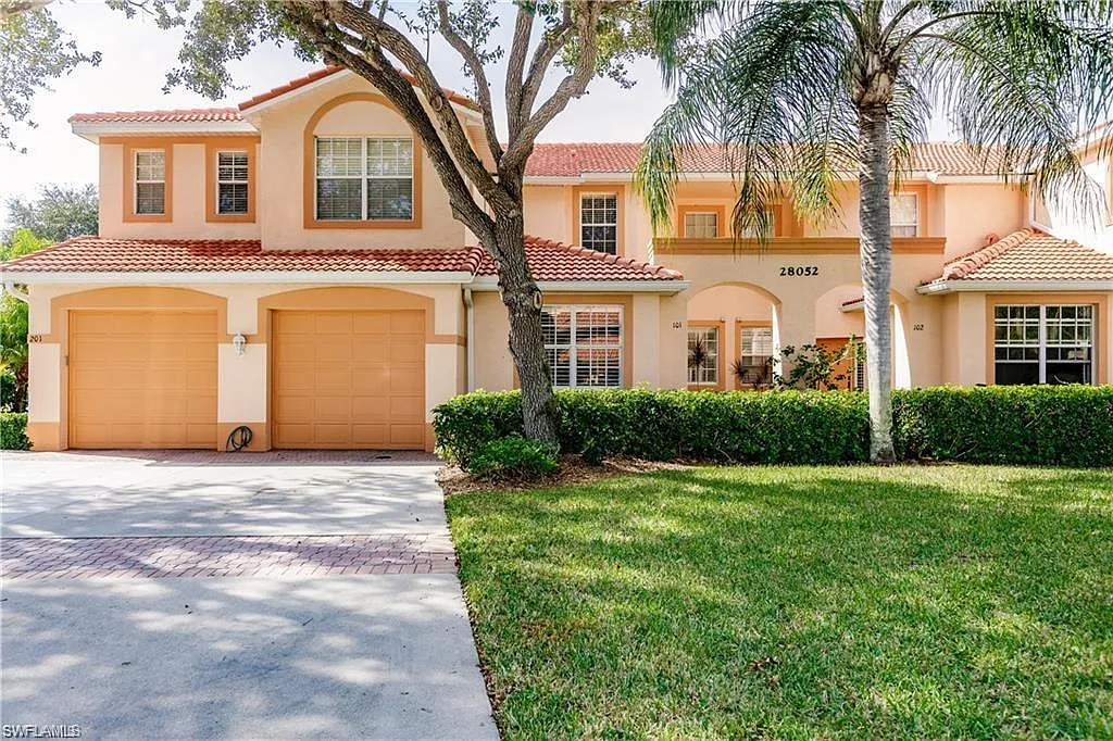 2 bed, 2.0 bath, 1500 sqft, $7,200 — Photo 1