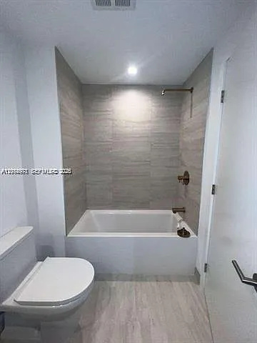 77 SE 5th St #1605 — Photo 11