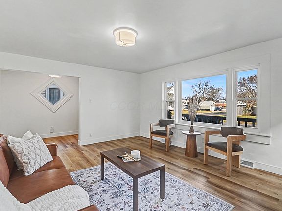 5th image of 513 S Poplar St