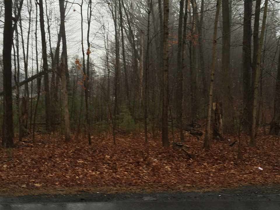 2nd image of 3760 Lewis Rd