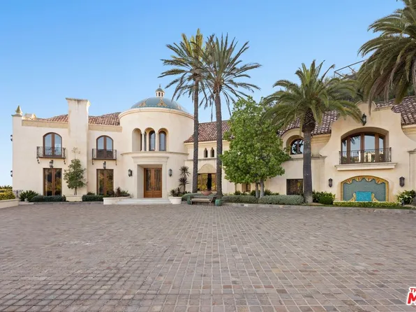 10066 Cielo Dr, Beverly Hills, CA 90210