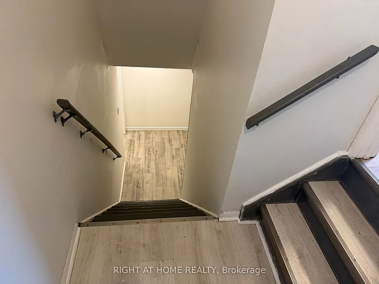 42 Oneida Rd — Photo 14