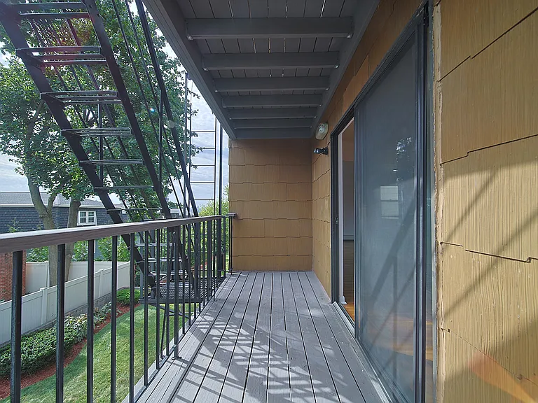 93 Myrtle Ave #2 — Photo 27