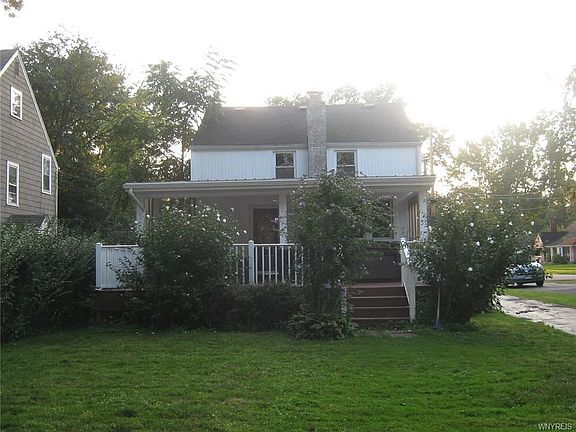 3rd image of 159 Hunt Ave