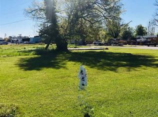 105 Degravelle Rd, Morgan City, LA 70380