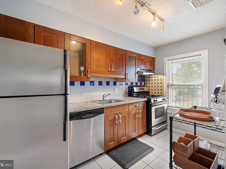 102 Cherry Parke #D — Photo 13