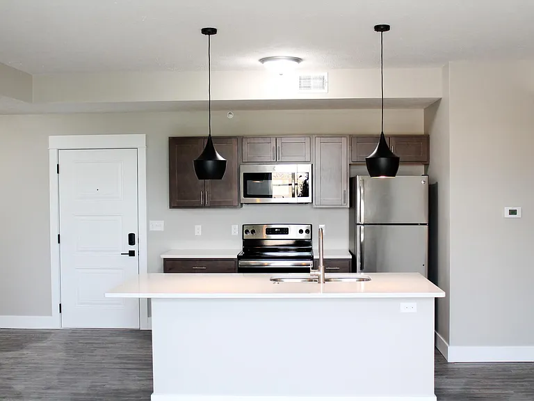 Prairie Heights Apartments — Photo 98