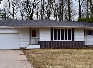 1011 Port Rd, Port Edwards, WI 54469