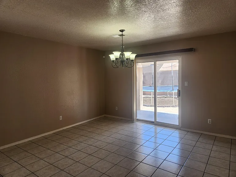 8404 Casa Morena Ct NW — Photo 3