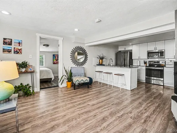 624 Stuart Street, Denver, CO 80204