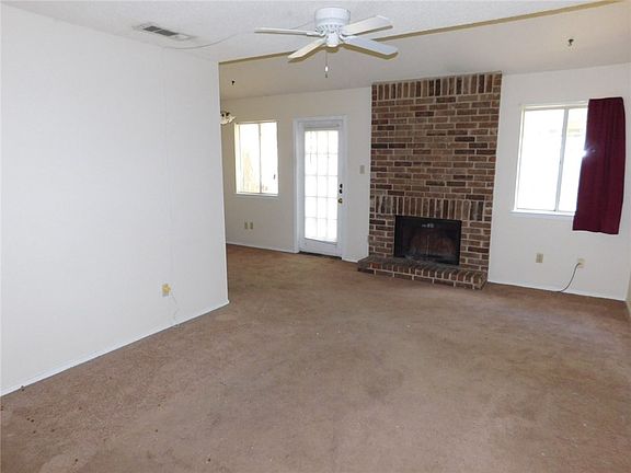 2nd image of 4500 Dorsett Oaks Cir #B