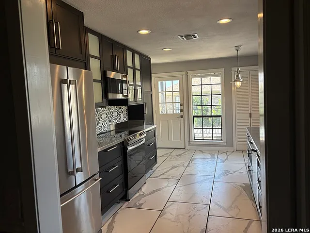 7926 Broadway St — Photo 5