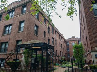 931 W Sunnyside Ave #S4, Chicago, IL 60640