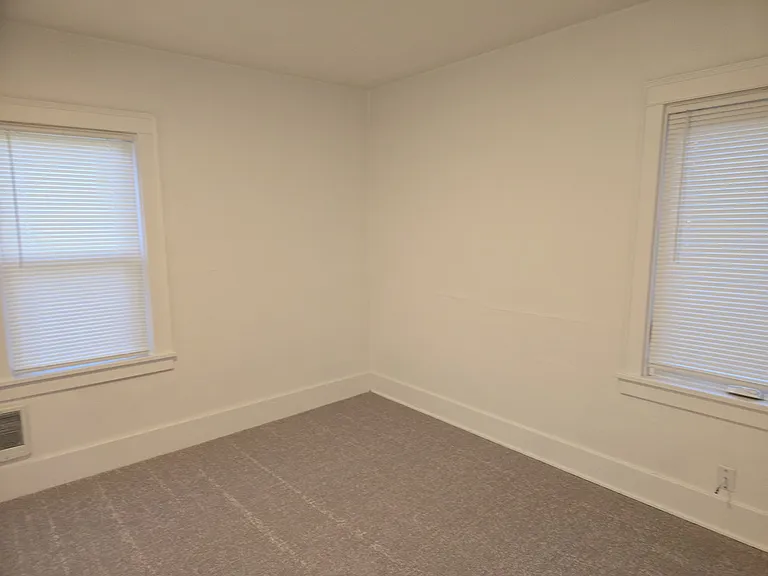 2627 Bay Ave #A — Photo 4