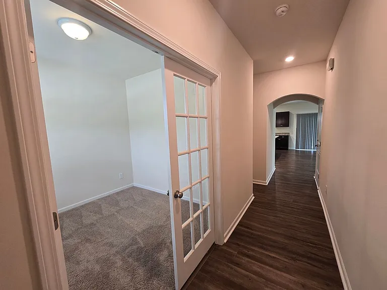 76 Saddle Oaks Ln — Photo 2