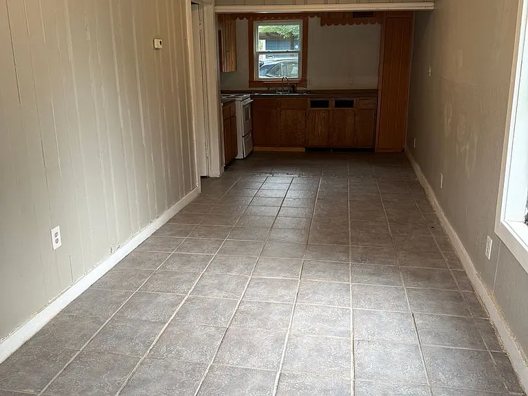 3510 Alabama Ave — Photo 2