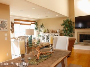 2498 Ocean St, Carlsbad, CA 92008