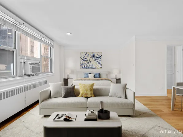 240 East 35th Street image 7 of 18