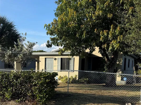 2227 NW 9th Ct, Fort Lauderdale, FL 33311