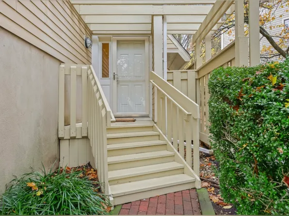 46 Sunrise Hill Road #46, Norwalk, CT 06851