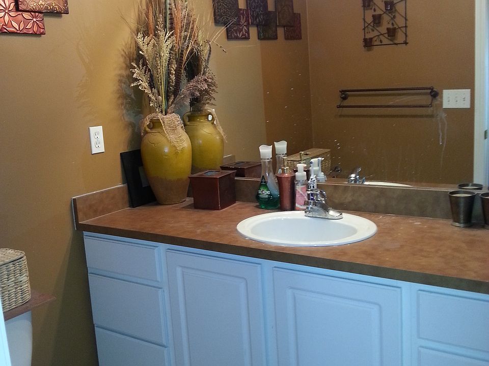 Full Bath Upstairs