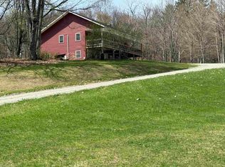 83 Daisy Hollow Rd, Middletown Springs, VT 05757