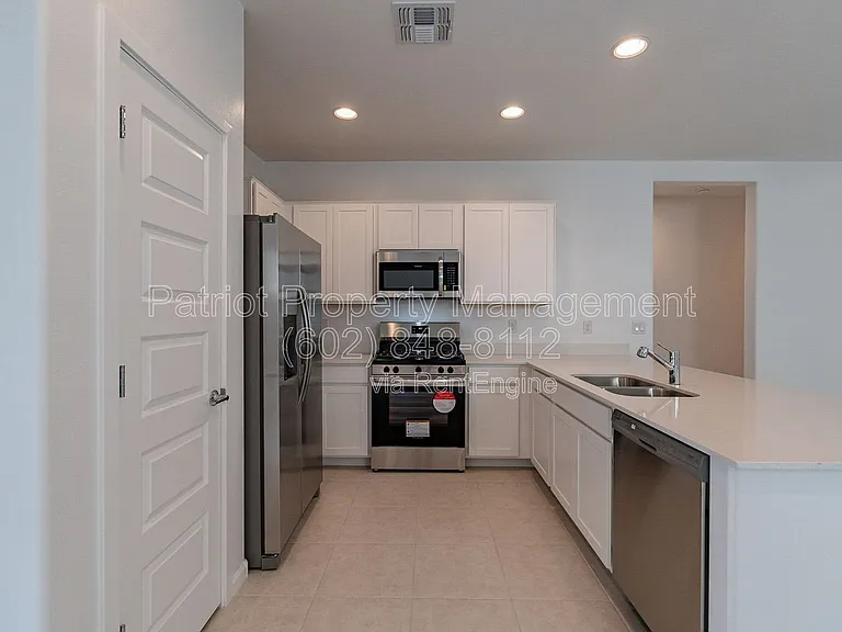 3236 W Caleb Rd — Photo 12