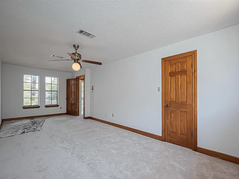 18307 Champion Forest Dr — Photo 34