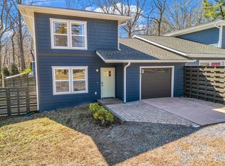 85 Fairway Dr, Black Mountain, NC 28711