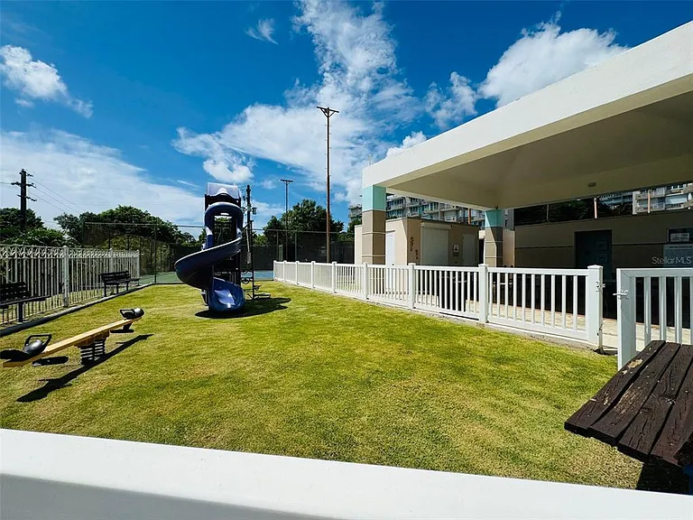 COND VILLAS DEL FAR0 Calle Punta Tuna #2106 — Photo 13