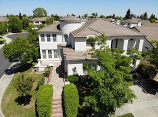 9859 Swainson Hawk Dr, Elk Grove, CA 95757