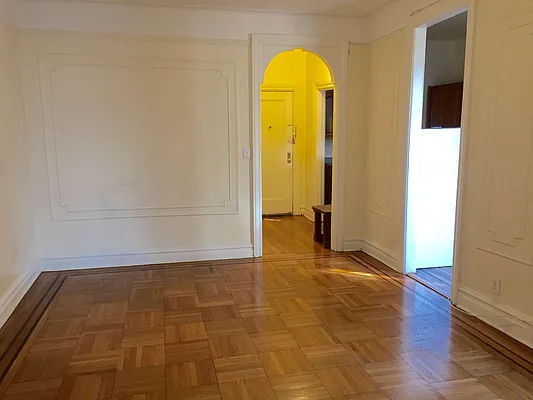 Rented by BRICK & GALO REALTY CORP | media 16