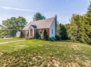 811 Island Pond Rd, Manchester, NH 03109