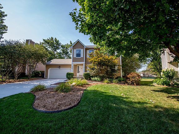 3rd image of 773 Ashford Glen Ct