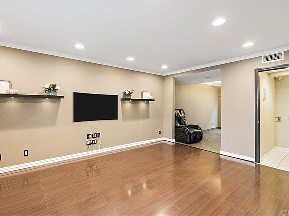 4th image of 1725 S San Gabriel Blvd APT C
