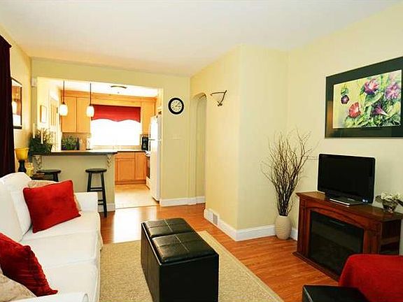 5th image of 206 Gregg St