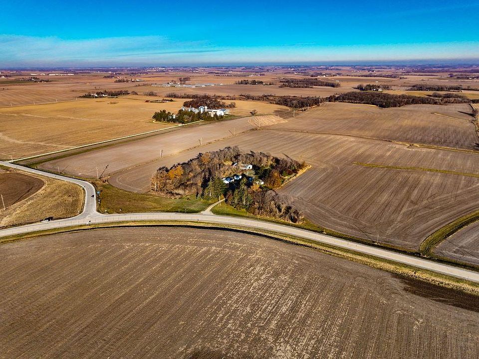 1st image of 6011 County Road 10 SE
