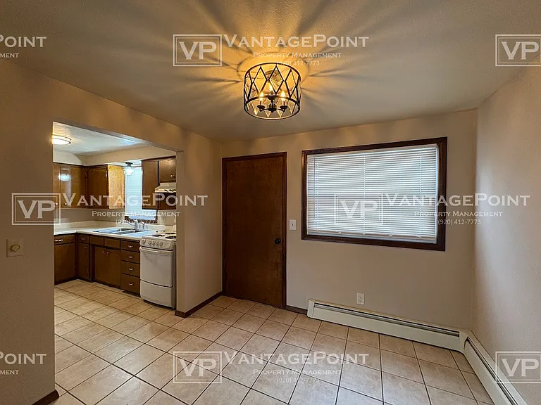 2113 Carstensen Ln — Photo 6